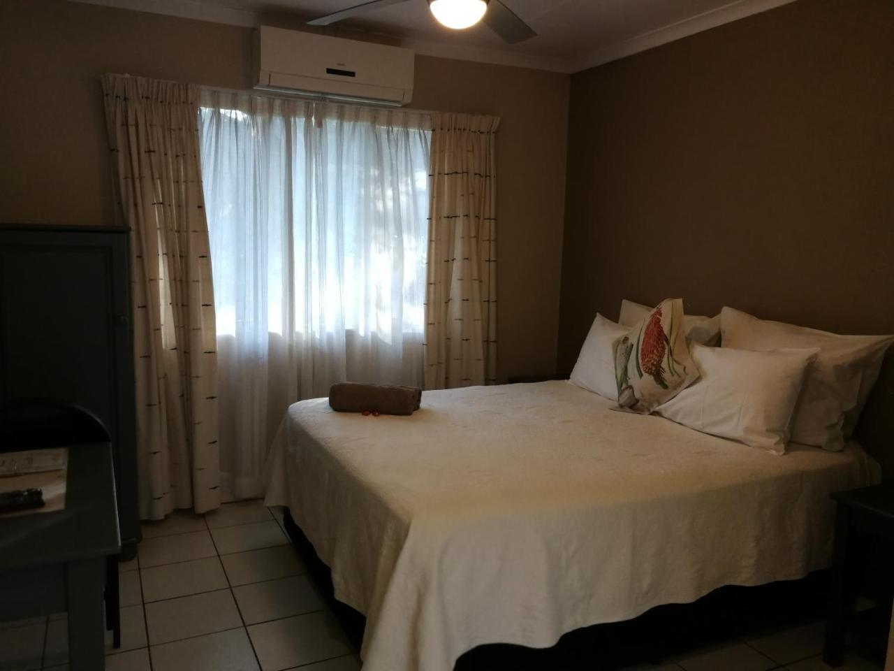 The Fever Tree Guest House フルフルウェ エクステリア 写真